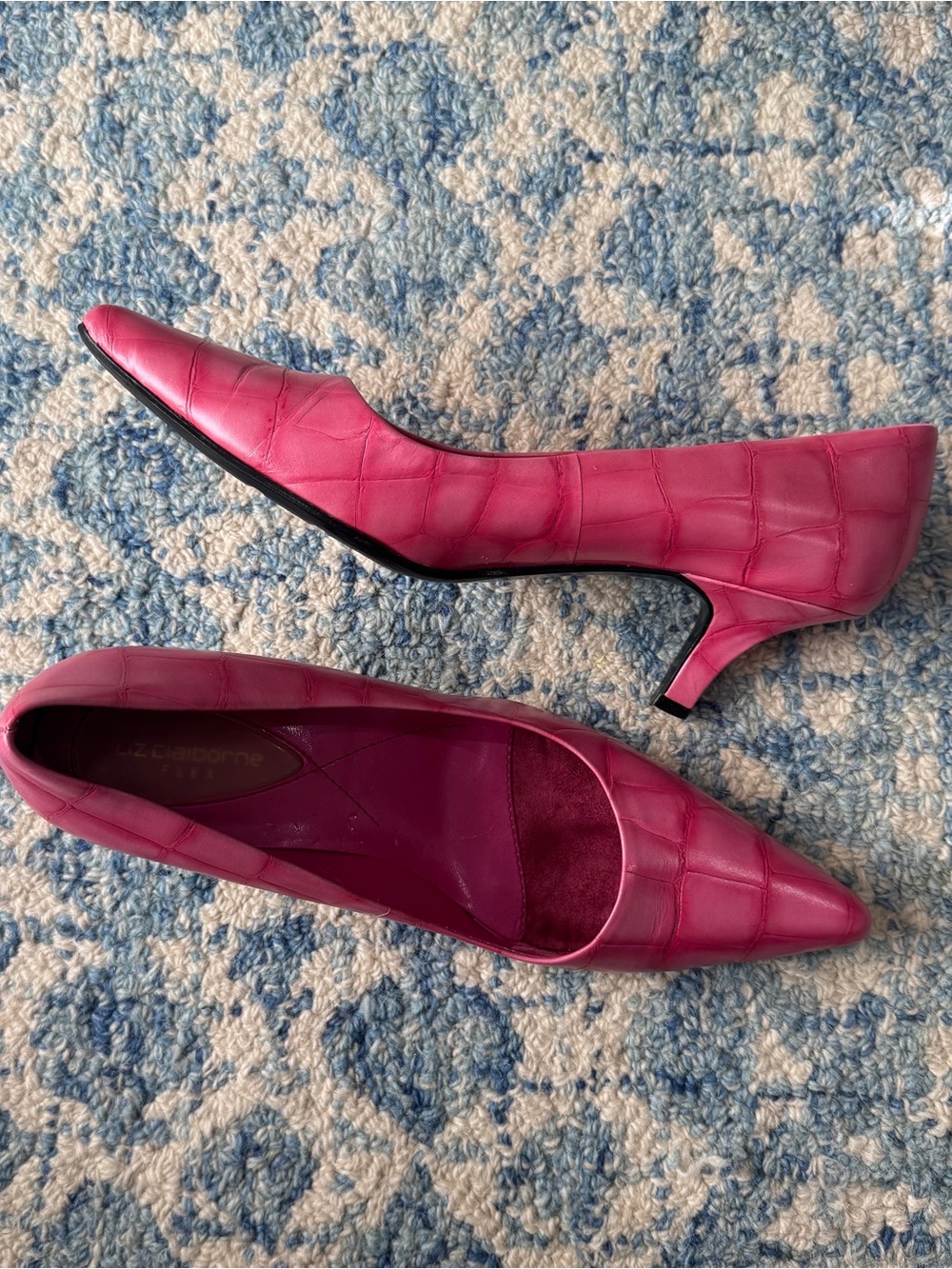 Liz Claiborne Hot Pink Croc-Embossed Pointed-Toe Kitten Heels